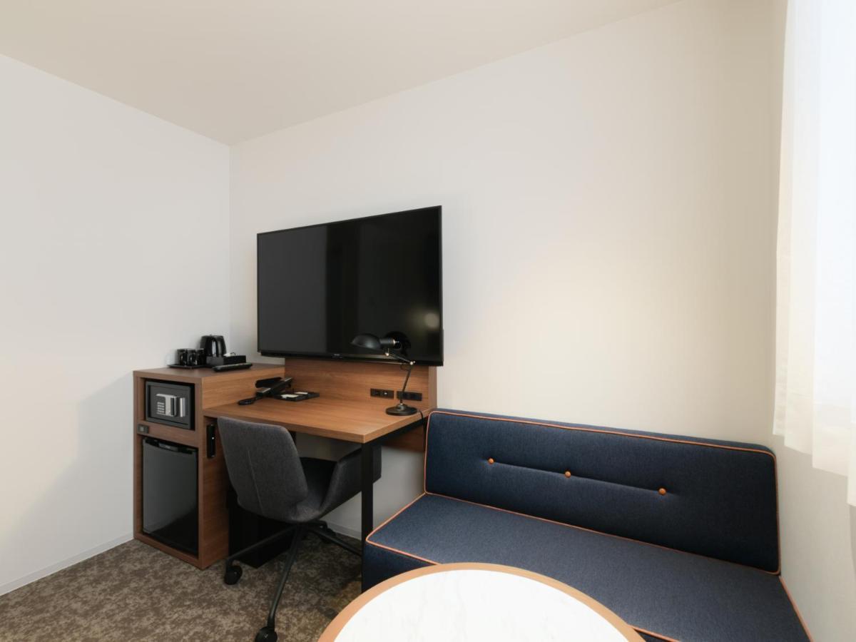 Comfort Hotel Yokkaichi Bagian luar foto